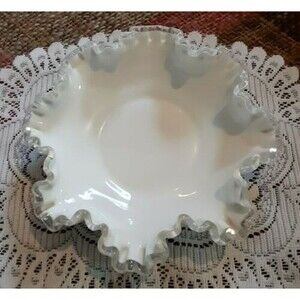 VINTAGE FENTON SILVER CREST MILK GLASS RUFFLE EDGE 8” BONBON Candy DISH